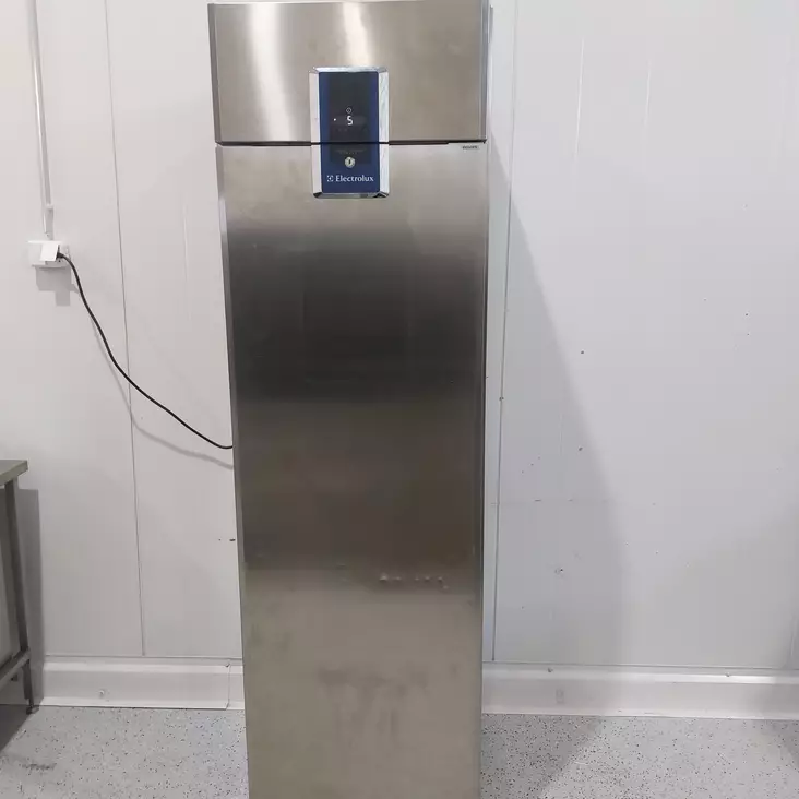 Electrolux professional jääkaappi - Ravintolan käytetyt kylmäkaapit - 200666 - 1
