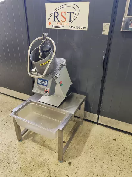 Metos RG-350 vihannesleikkuri jalustalla - Ravintolan käytetyt yleiskoneet - 200659 - 2