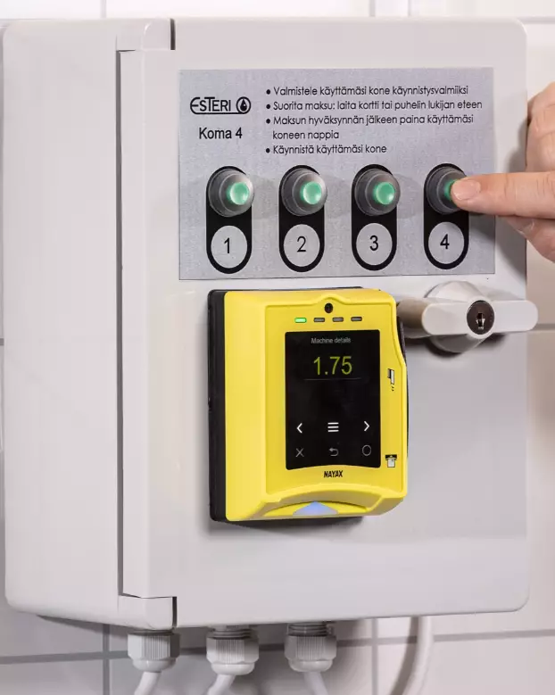 Rahastin Esteri Koma 4 - Pesulan pesukoneiden lisävarusteet - 200209 - 1